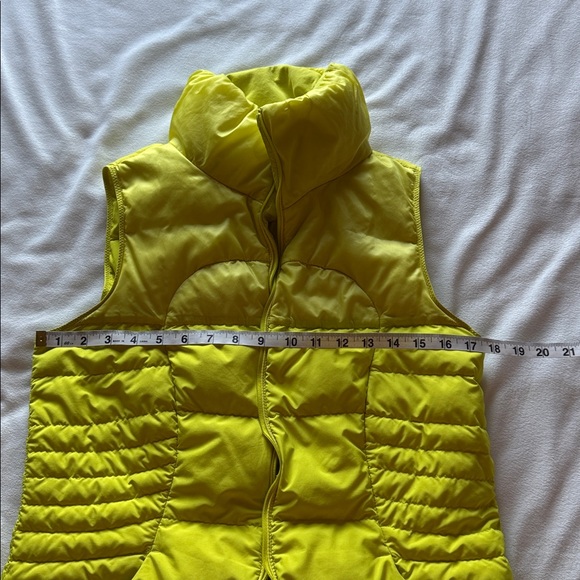 Lululemon goose down vest - Picture 7 of 9